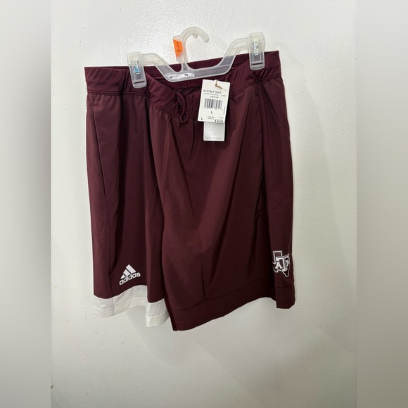 NWT Adidas Texas A&M University Sideline Woven Shorts size large - Picture 1 of 8